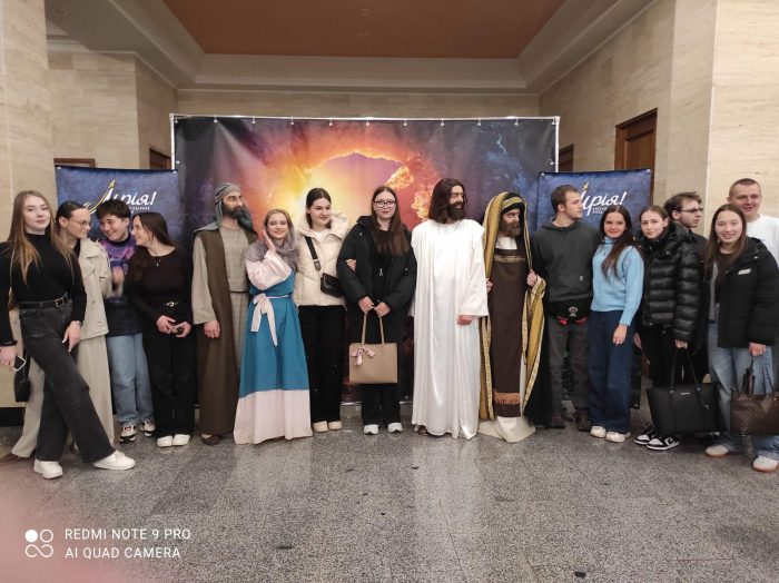 Здобувачі освіти Академії відвідали музично-театралізовану виставу «Пасхальна кантата»