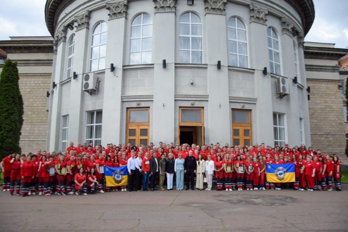 Працівники екстреної медичної допомоги відзначають професійне свято